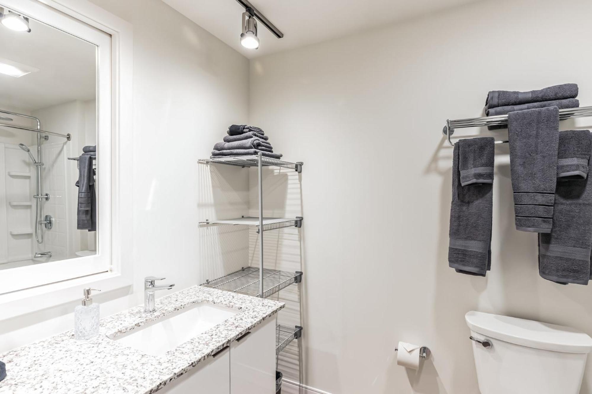 Urban Elegance Studio Oasis Prime Location クリーブランド エクステリア 写真
